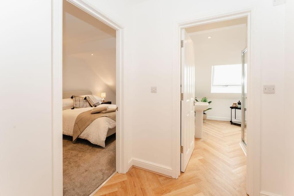 Boutique Apartment - Mazerystays Exley Exterior photo